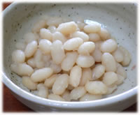 銀手亡（白いんげん豆）の煮豆の写真